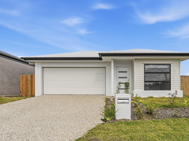 15 Kensington Circuit — photo from Raine & Horne Ripley