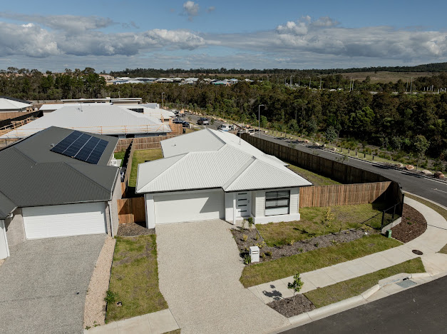 15 Kensington Circuit — photo 17 of 20