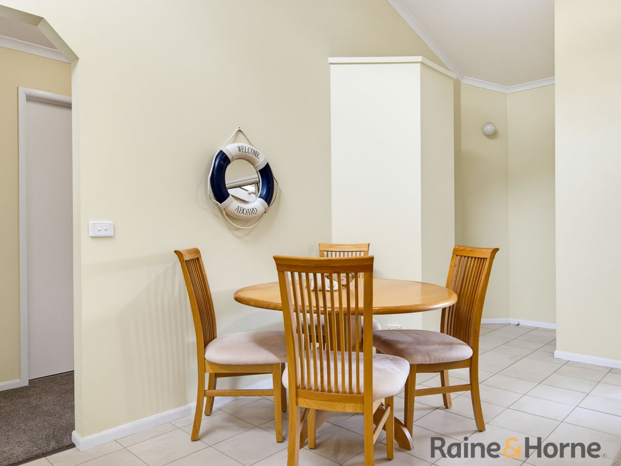 3/6 Lisa Place — photo 10 of 25