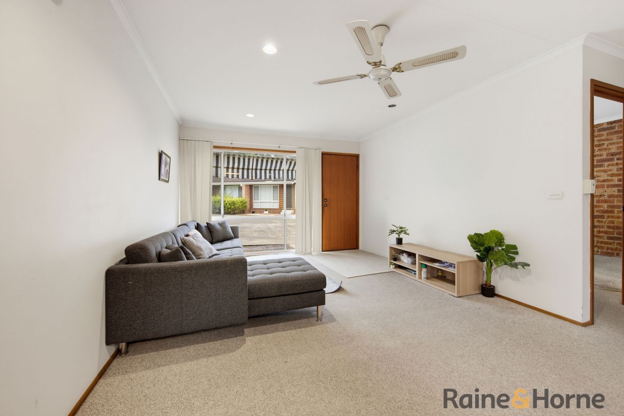 4/3 Drinnan Close — photo 8 of 19