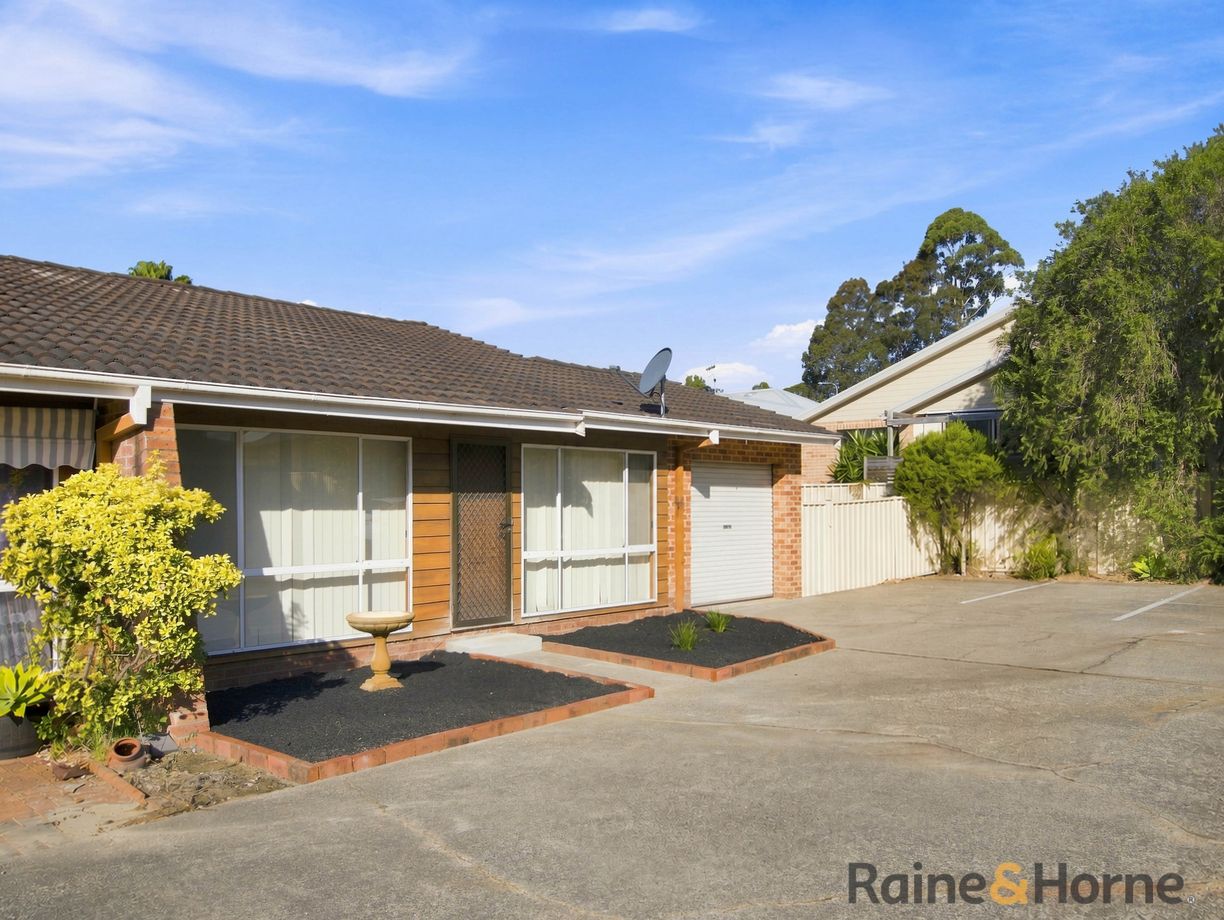 4/3 Drinnan Close — photo from Raine & Horne Batemans Bay