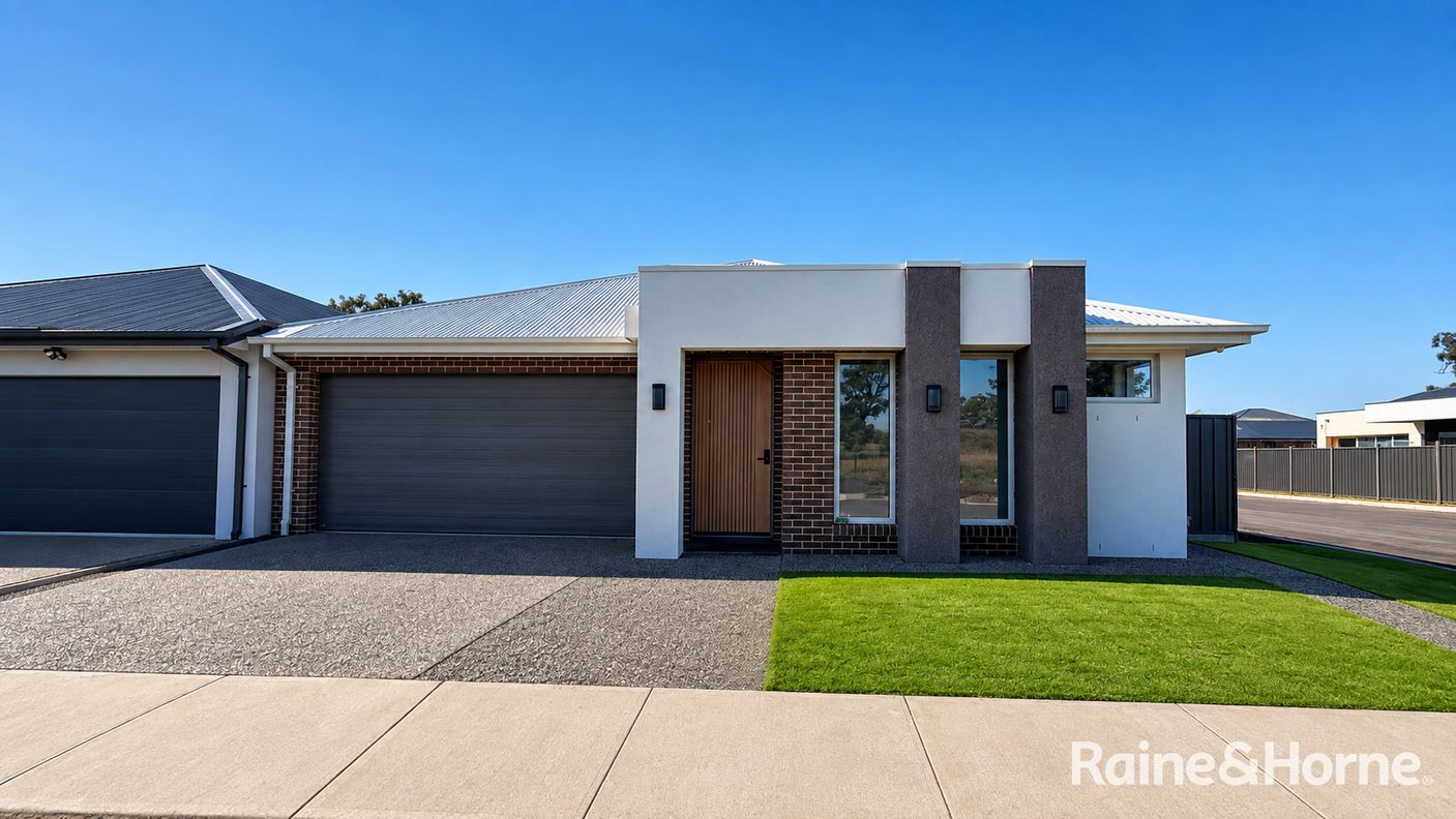 Wollert, VIC 3750 — photo from Raine & Horne Thomastown