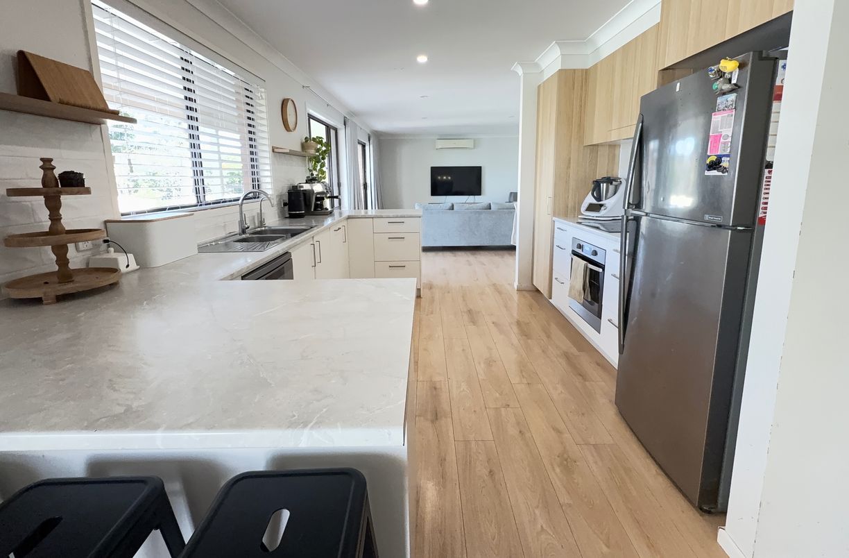 7 Jacaranda Close — photo 3 of 3