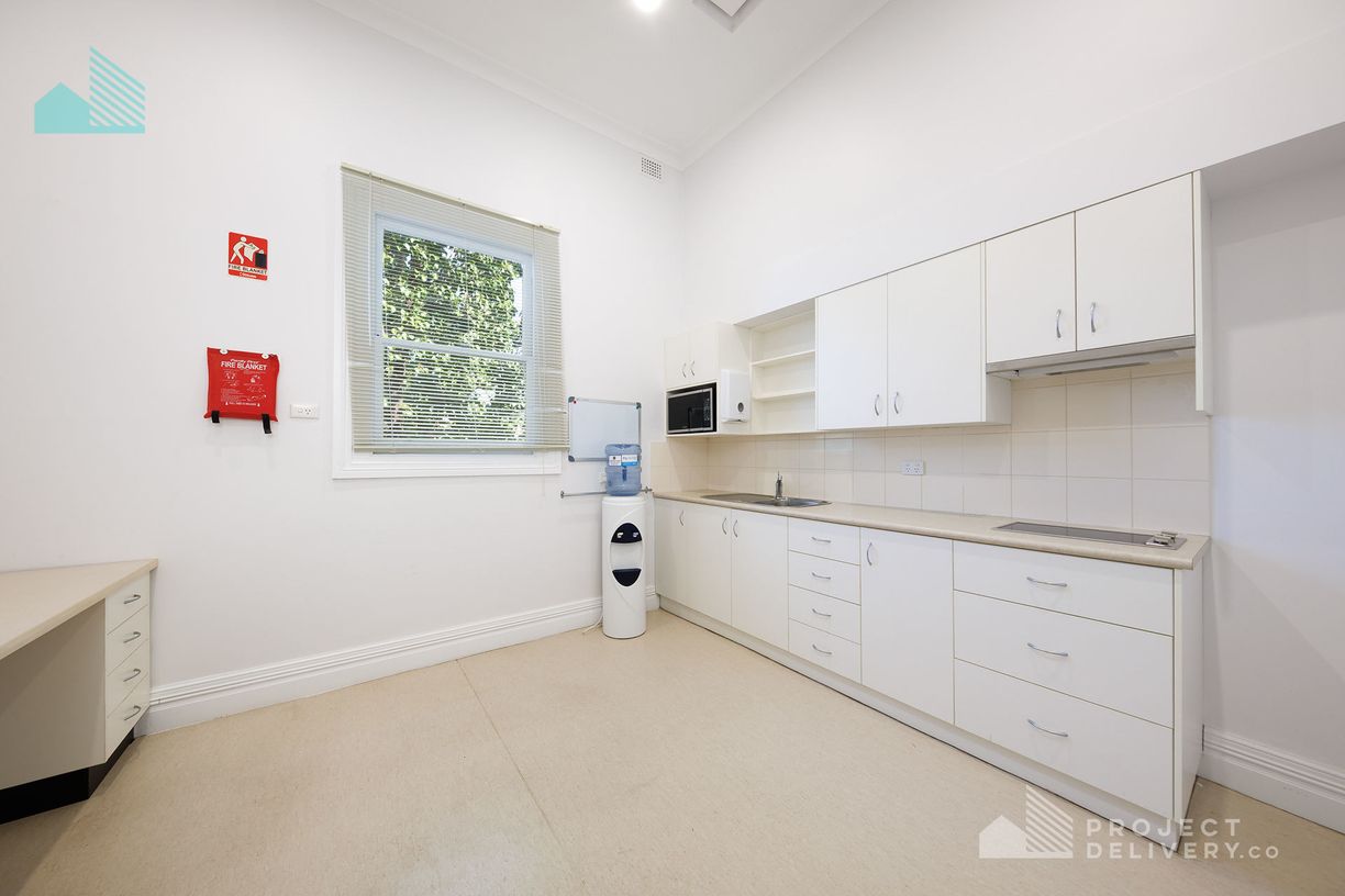 30 Evelyn Street — photo 15 of 23