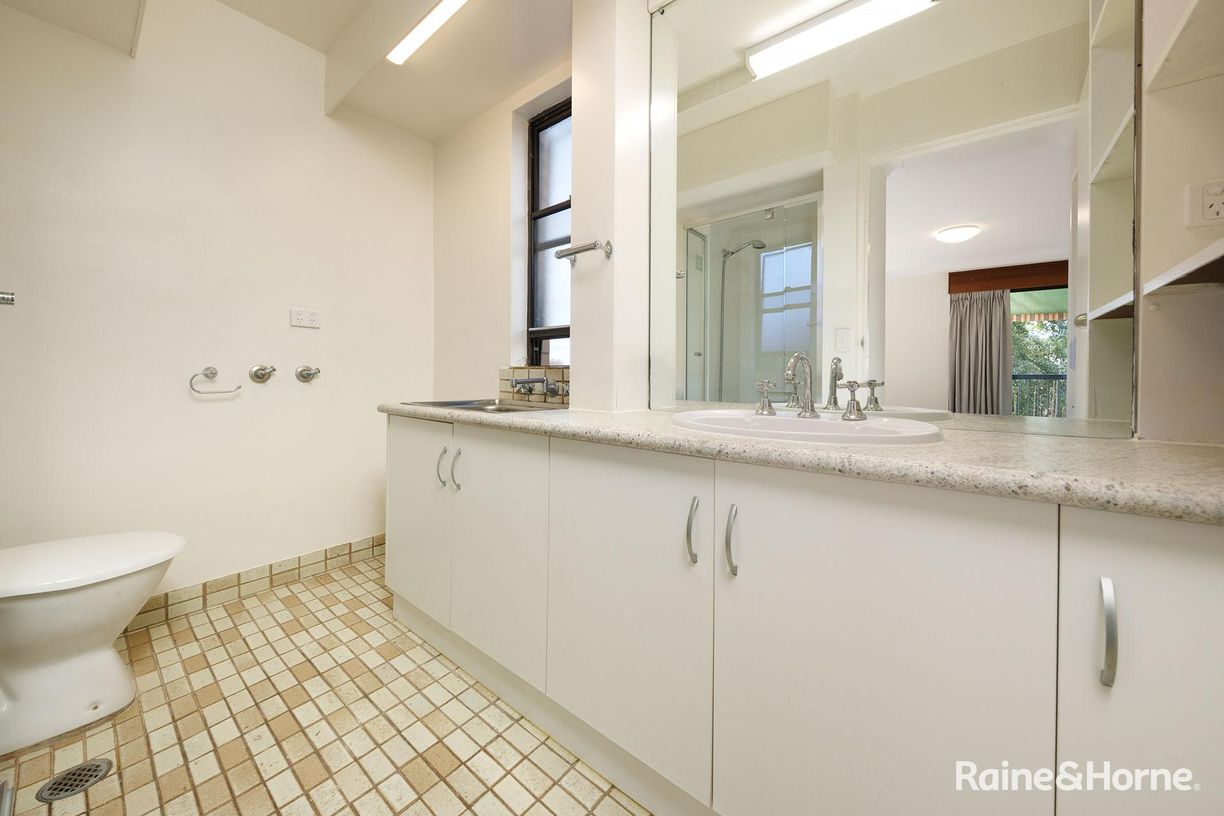 13/611 Kiewa Street — photo 10 of 16