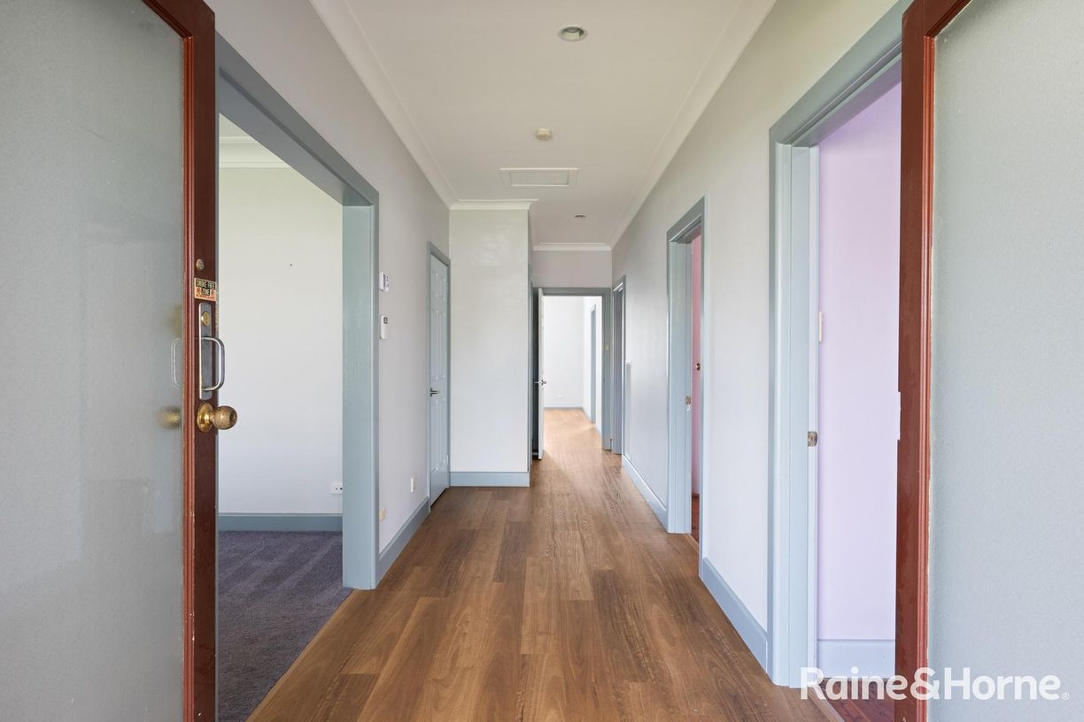 12 Huon Street — photo 6 of 22