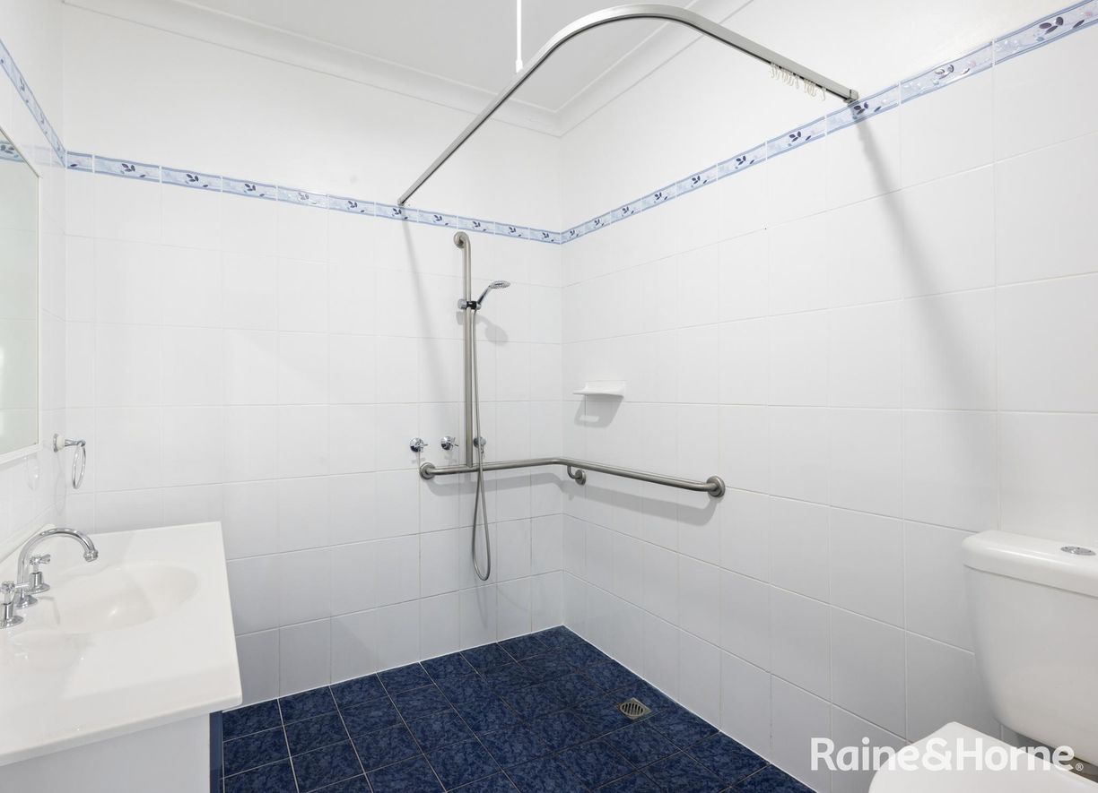 12 Huon Street — photo 9 of 22