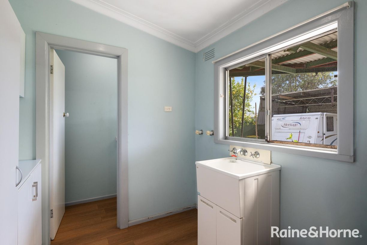 12 Huon Street — photo 17 of 22