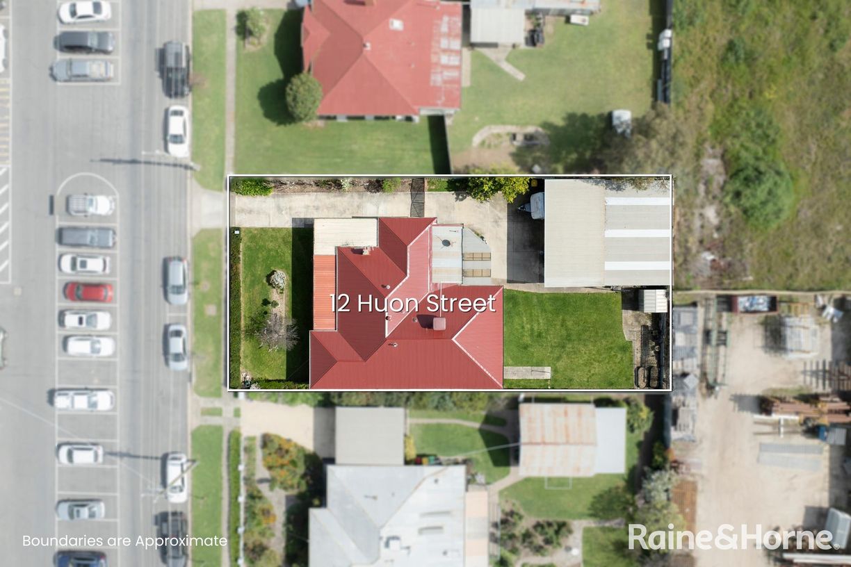 12 Huon Street — photo 18 of 22
