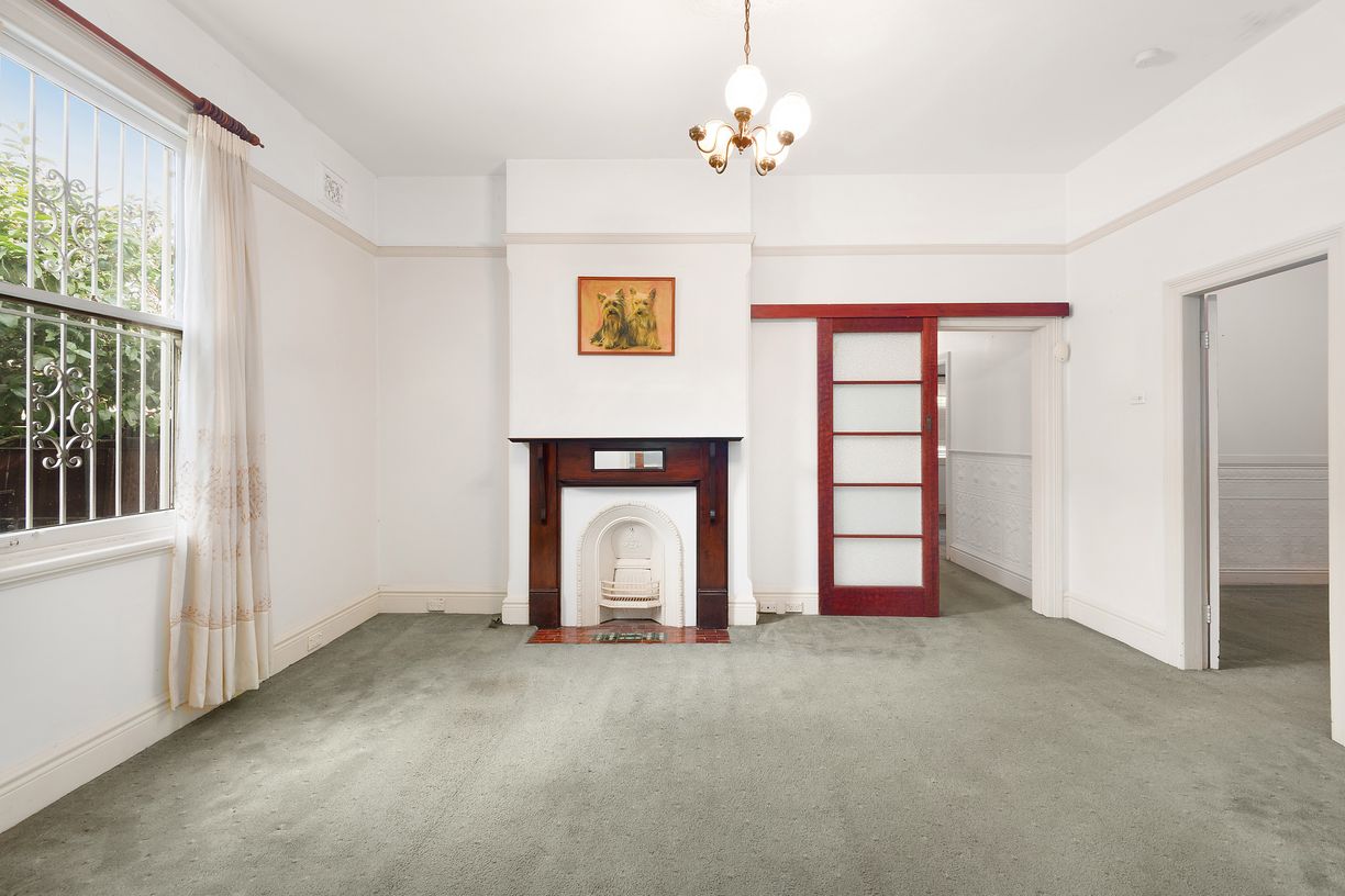 122 Ernest Street — photo 3 of 11