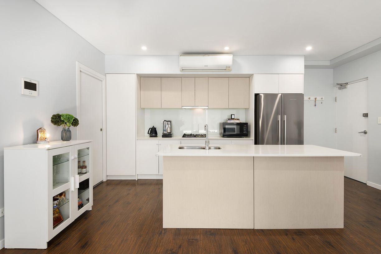 32/529 Burwood Road — photo 3 of 8