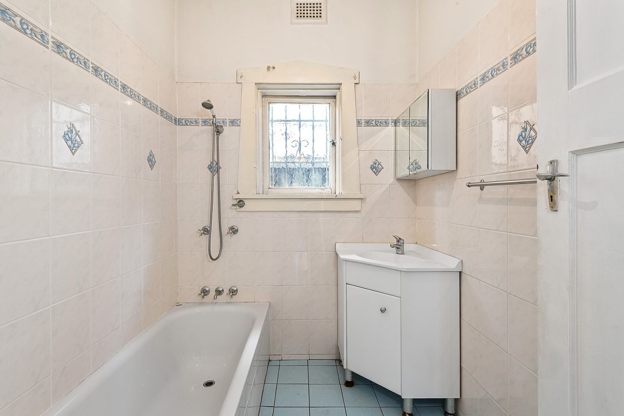376 West Botany Street — photo 9 of 13