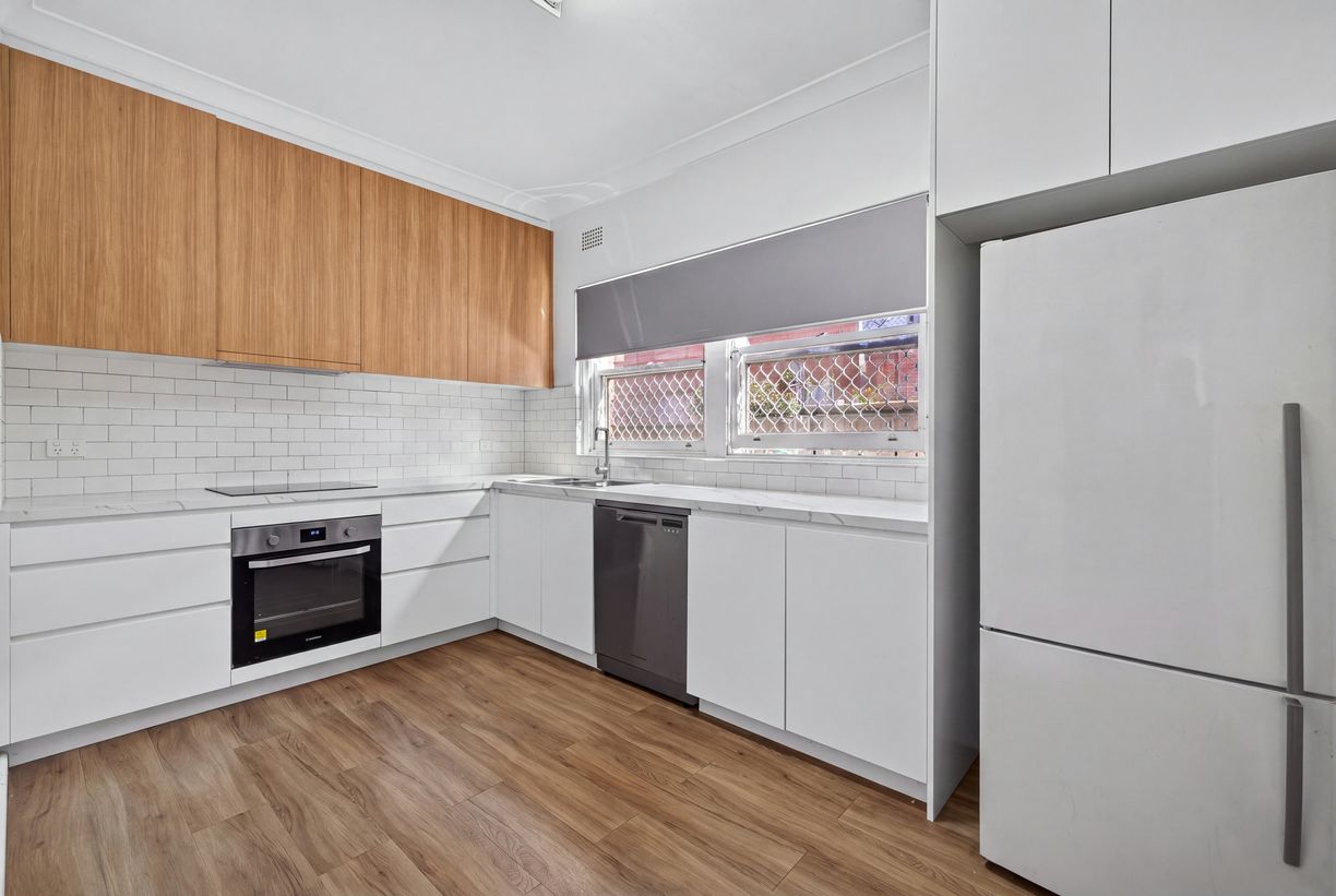24 Albyn Street — photo 2 of 5