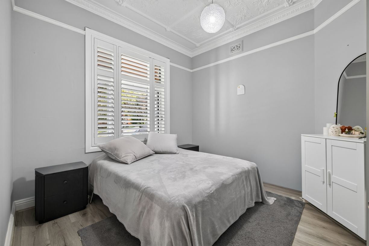 48 Willison Road — photo 6 of 7