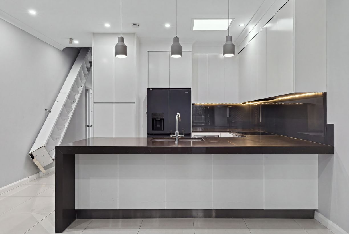 48 Willison Road — photo 5 of 7