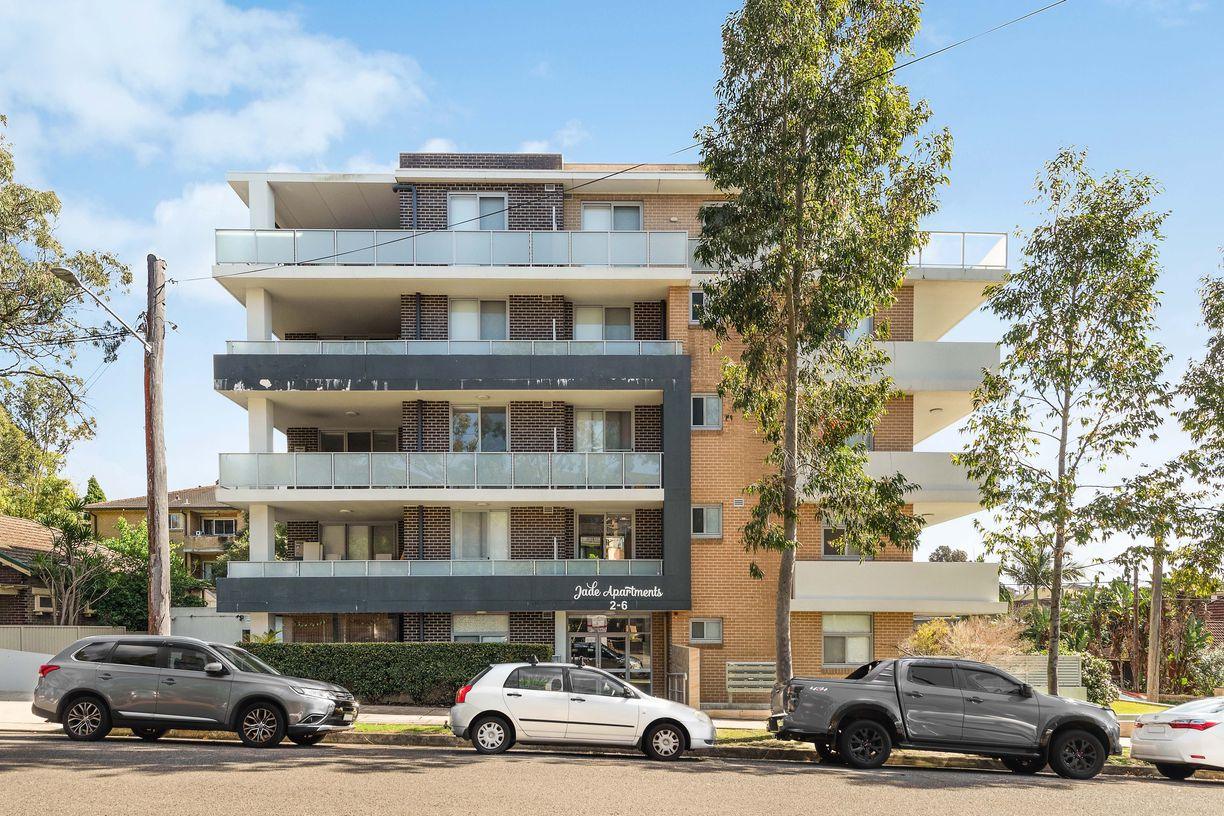 8/2-6 Carlton Parade — photo from Raine & Horne