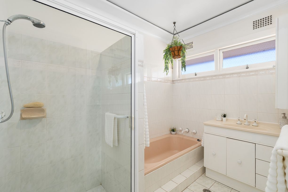 7 Stern Place — photo 8 of 13