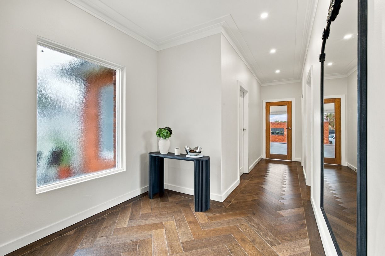 153 Kingsland Road North — photo 7 of 15