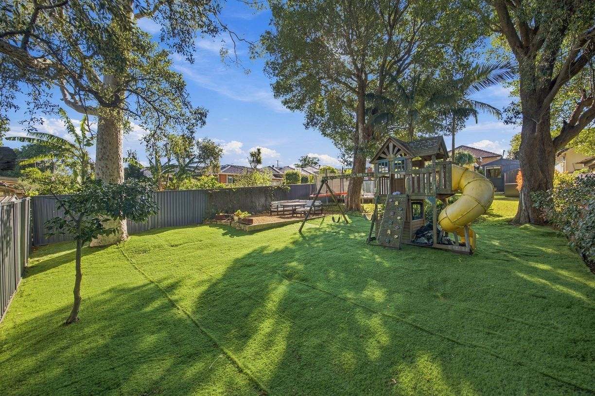 22 New Illawarra Road — photo 12 of 17