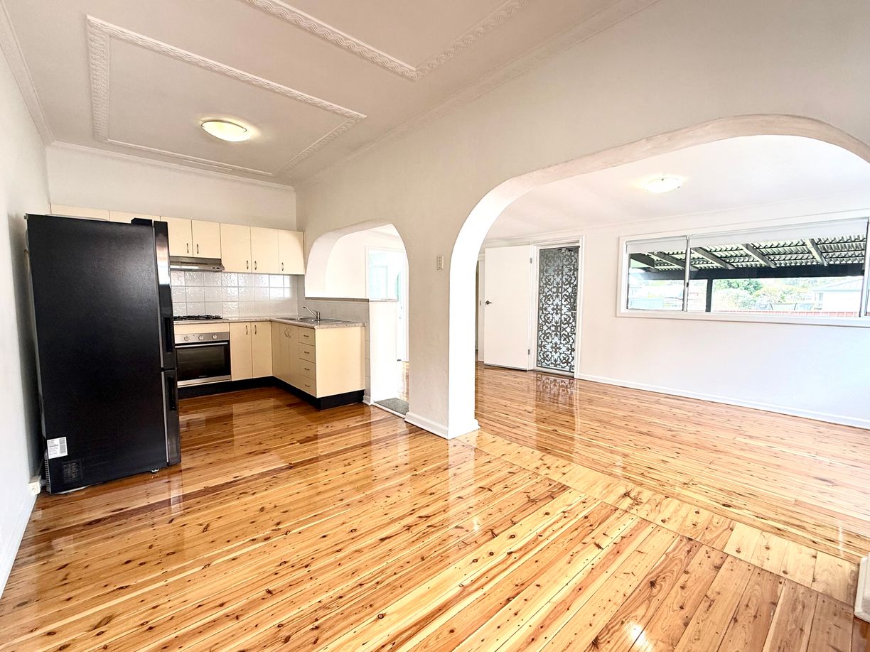 84 Croydon Road — photo 3 of 9