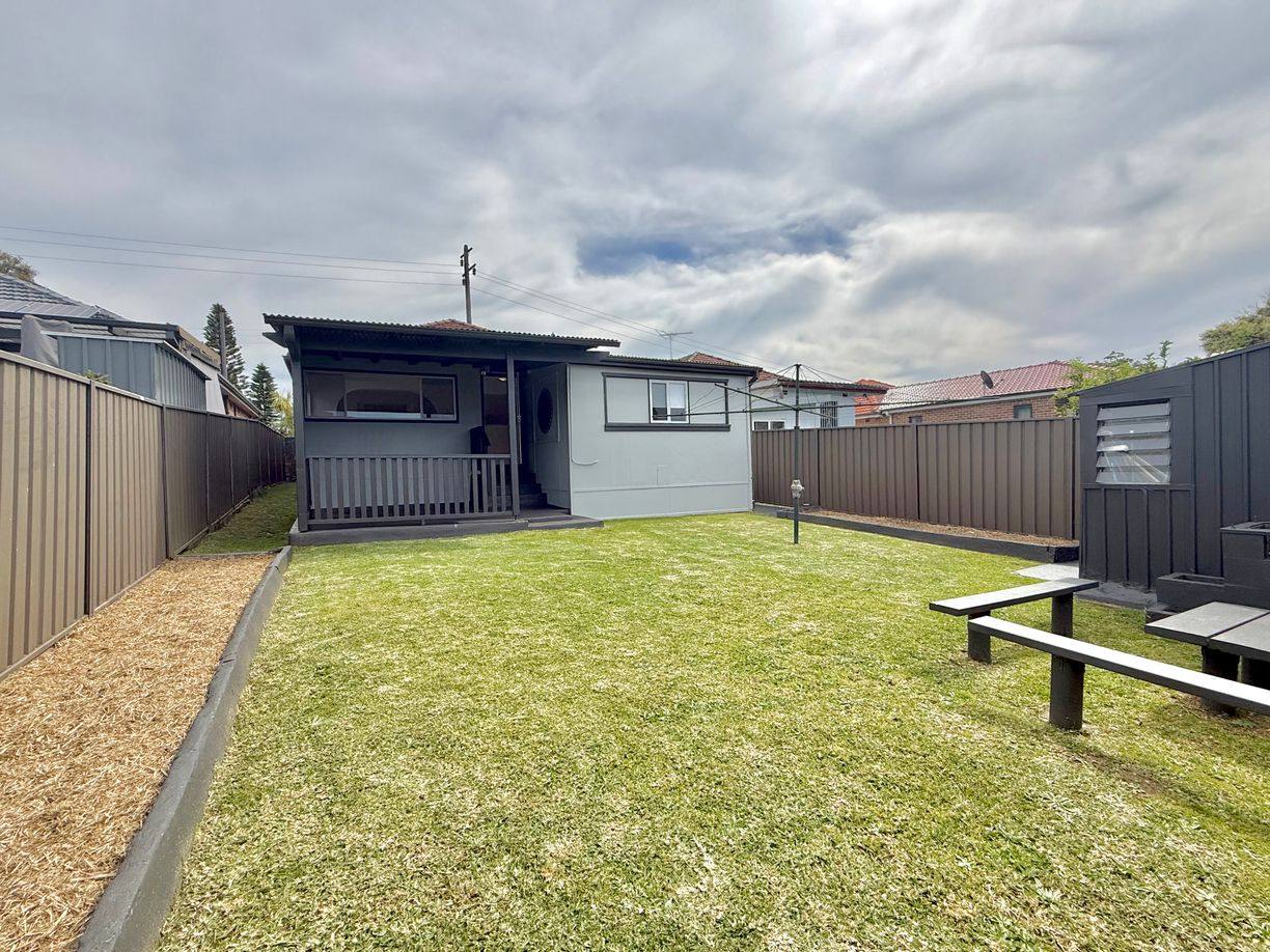 84 Croydon Road — photo 9 of 9