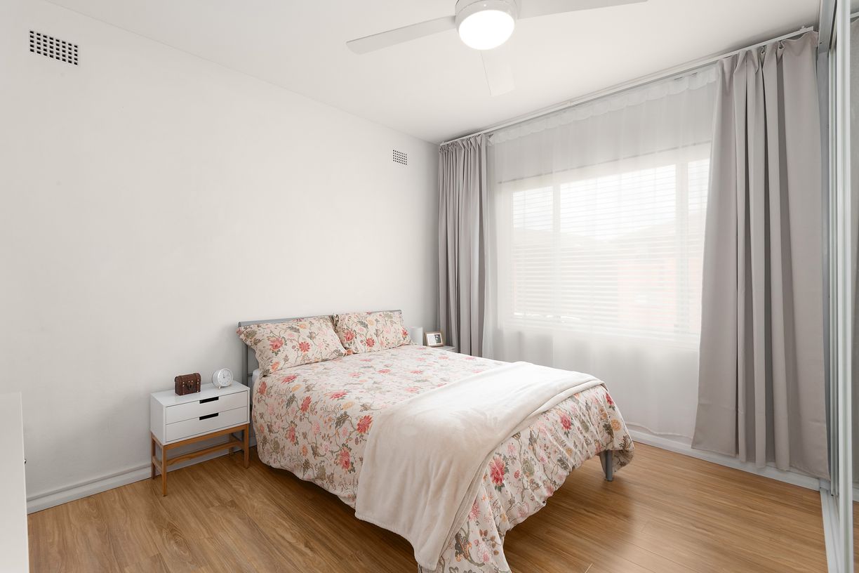 4/52 Kimpton Street — photo 3 of 6