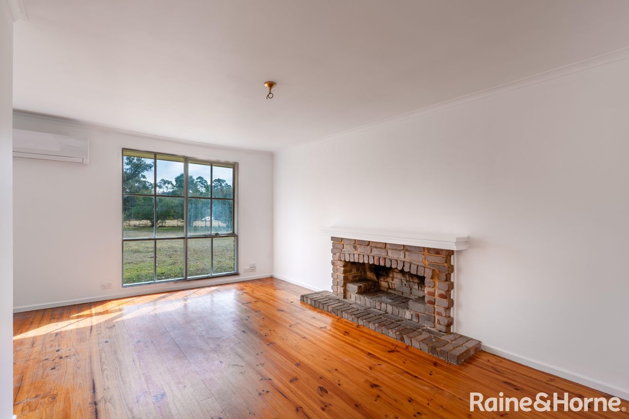 533 Canyonleigh Road — photo 5 of 19