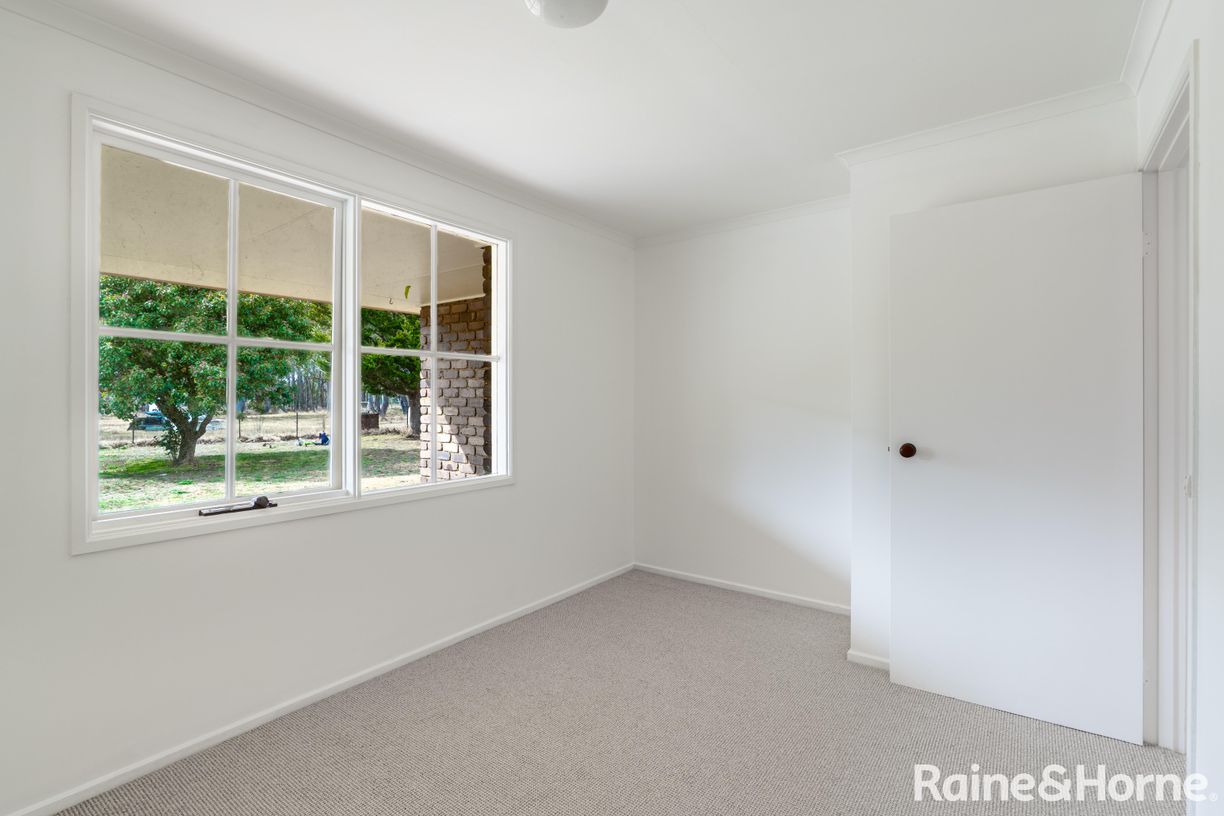 533 Canyonleigh Road — photo 10 of 19
