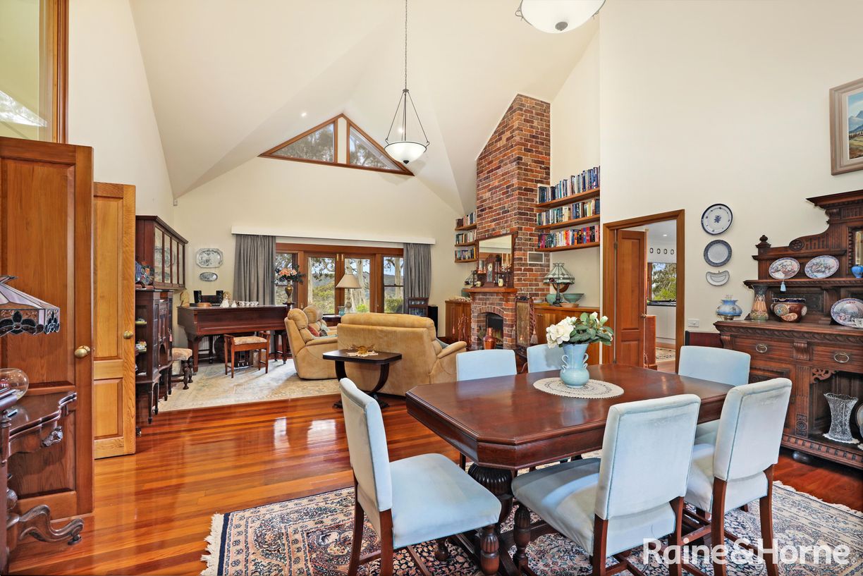 11 Alexandra Crescent — photo 7 of 20