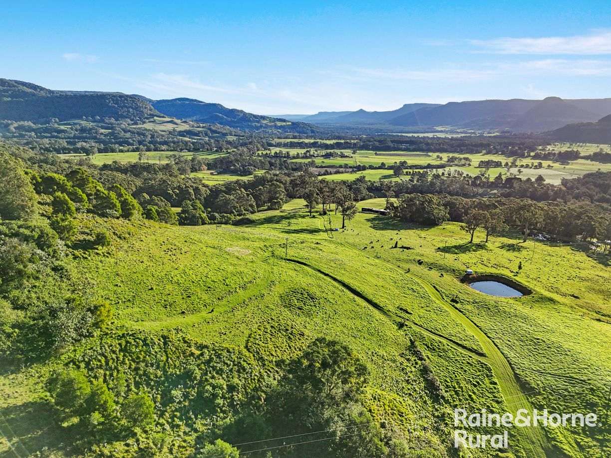 1087 Wattamolla Road — photo 17 of 22