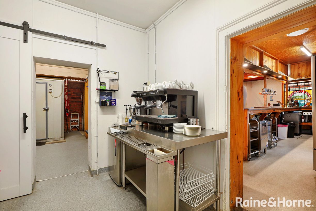 27 Gunning Street — photo 19 of 30