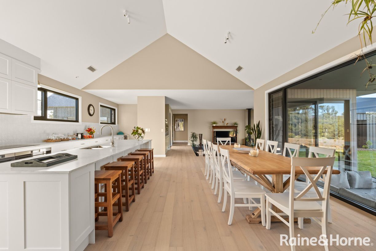 11 Palisade Court — photo 6 of 30