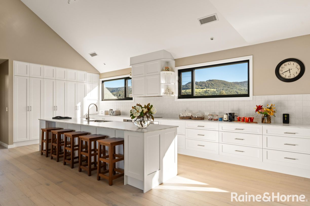 11 Palisade Court — photo 9 of 30