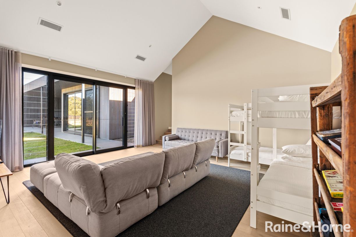 11 Palisade Court — photo 18 of 30