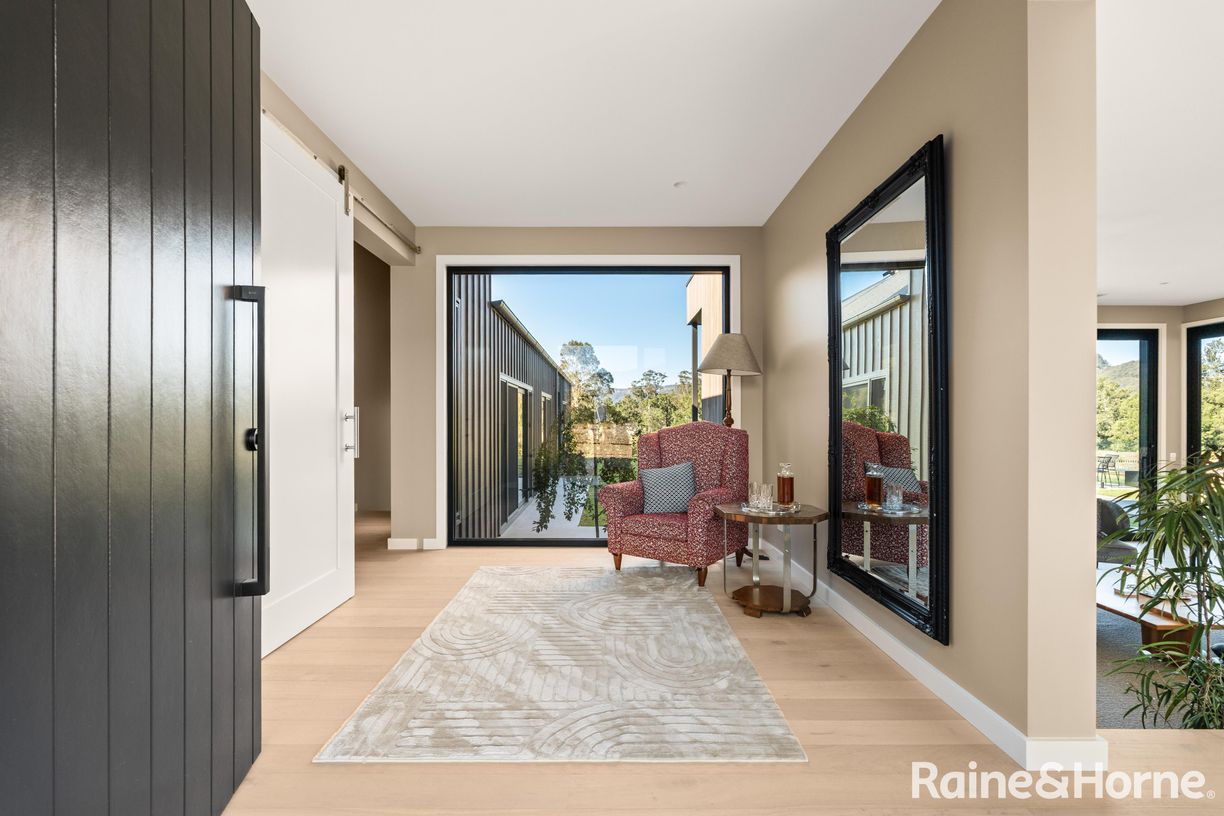 11 Palisade Court — photo 4 of 30