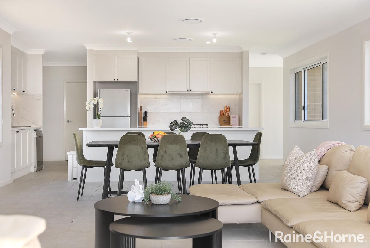 6 Briar Place — photo 2 of 10
