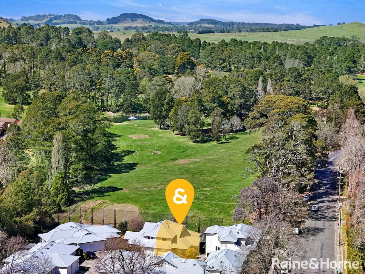 6/12 Mack Street — photo from Raine & Horne Southern Highlands