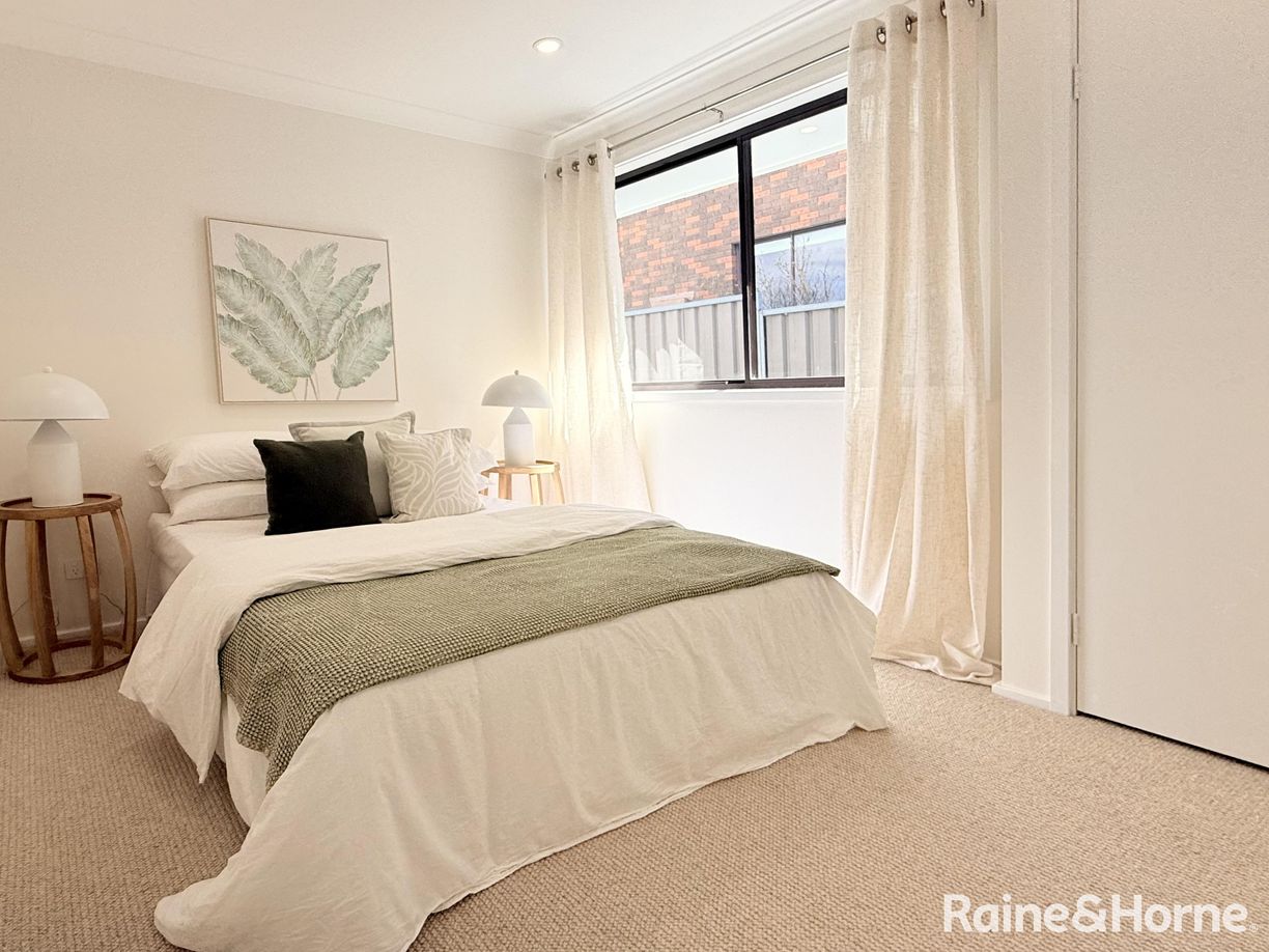 31 Sir Donald Bradman Drive — photo 14 of 21