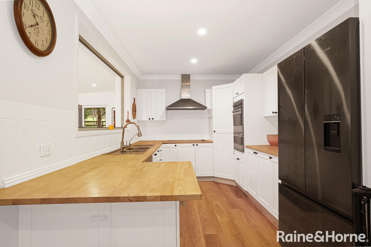 6 Carribee Close — photo 4 of 14