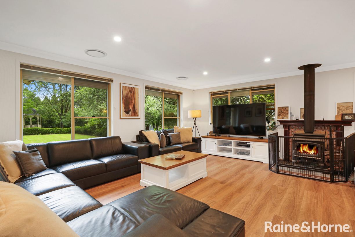 6 Carribee Close — photo 3 of 14