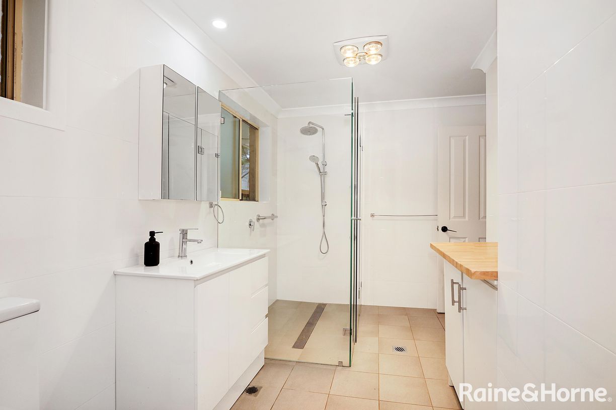 6 Carribee Close — photo 7 of 14