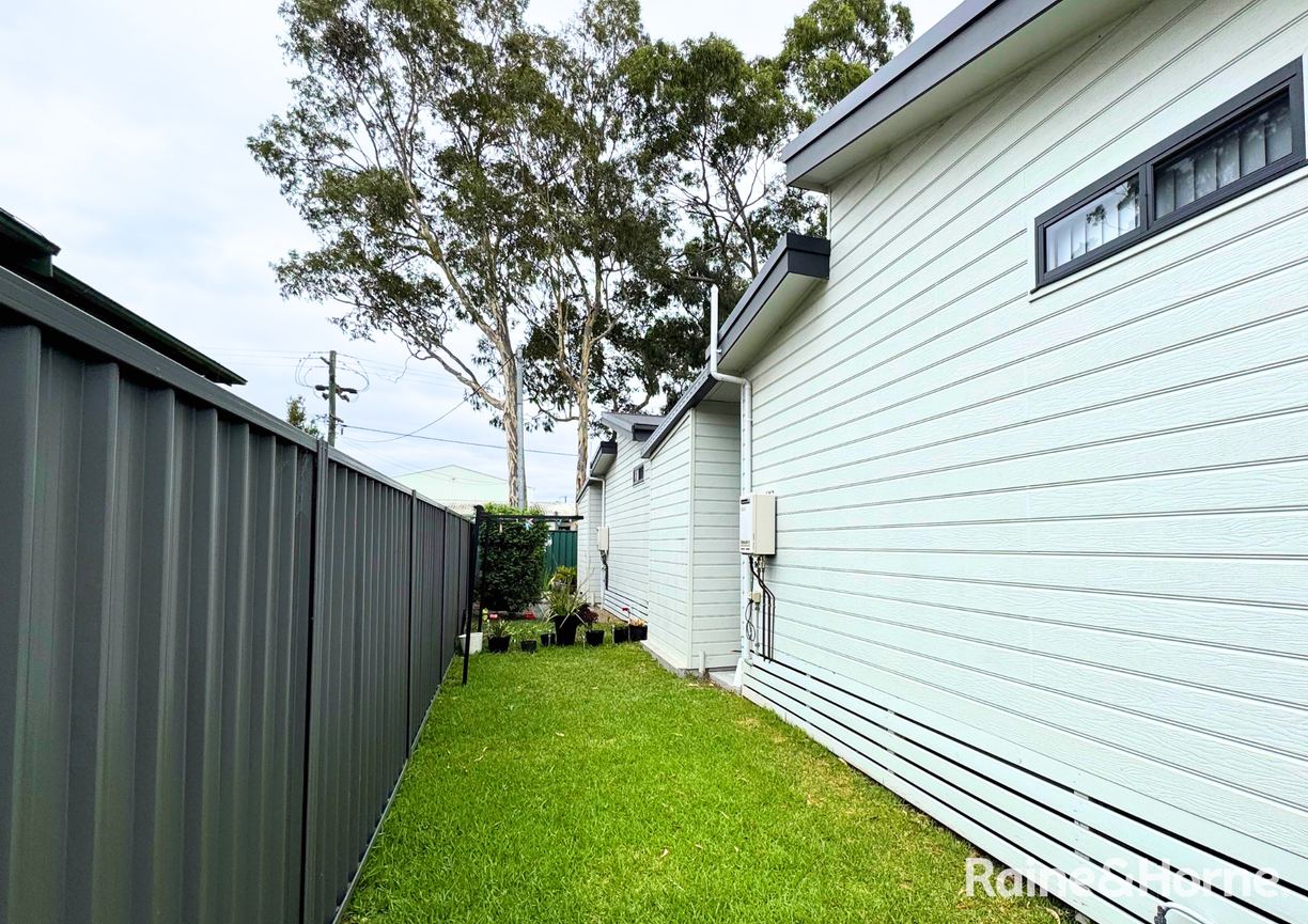 2/9 Browns Road — photo 10 of 11