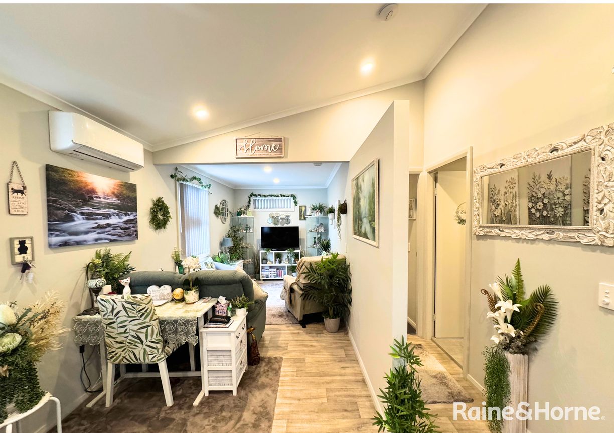 2/9 Browns Road — photo 6 of 11