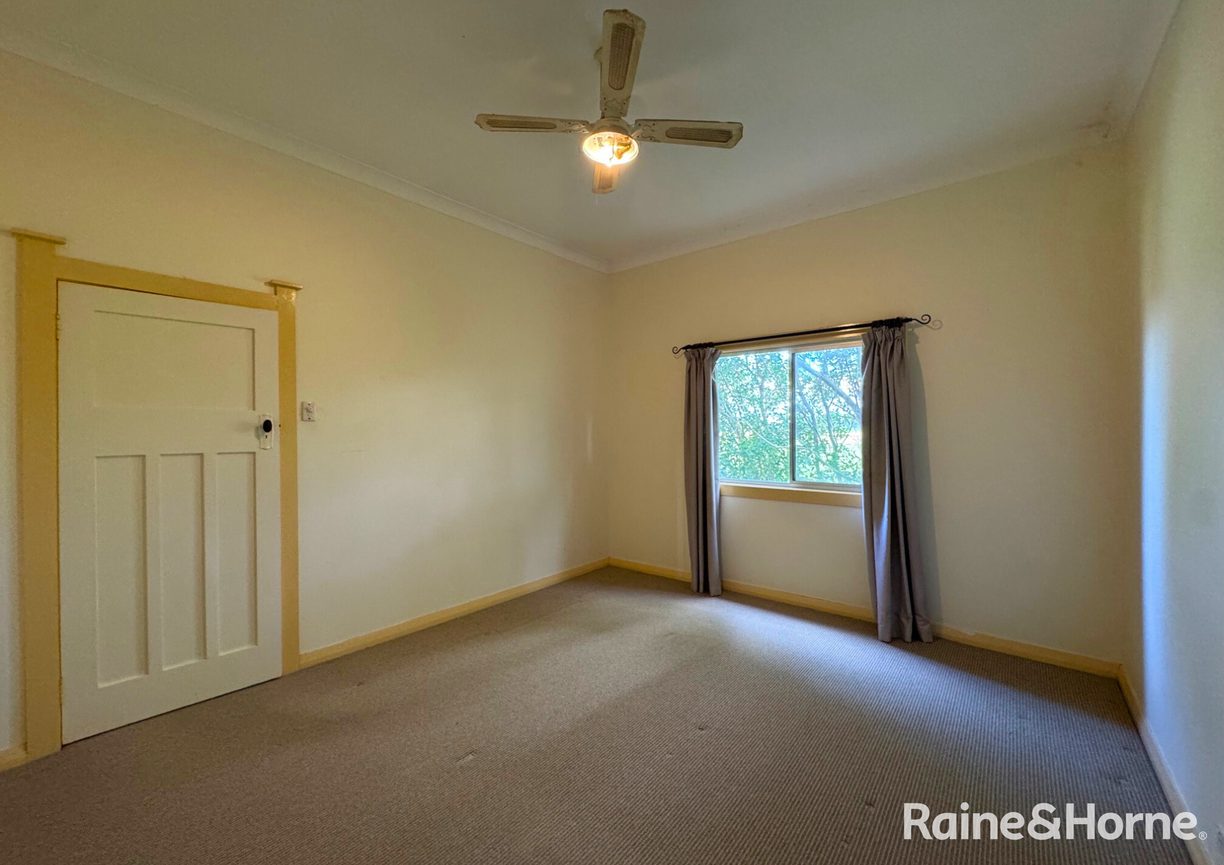 210 Jennings Lane — photo 7 of 24