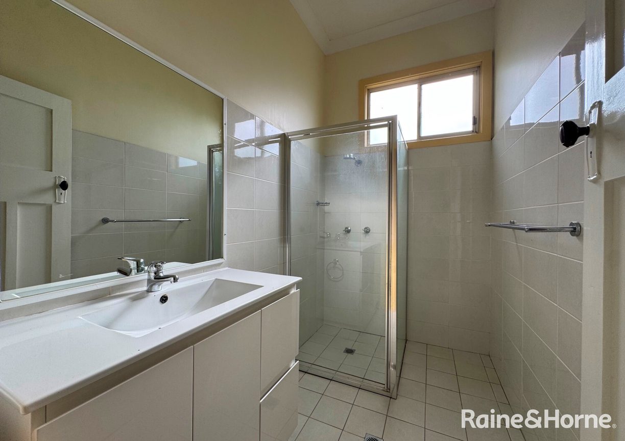 210 Jennings Lane — photo 9 of 24