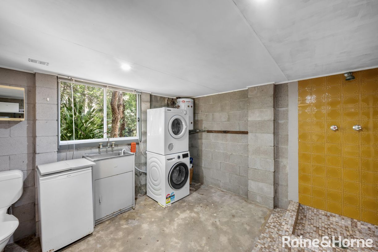 11 Bottle Brush Avenue — photo 17 of 18