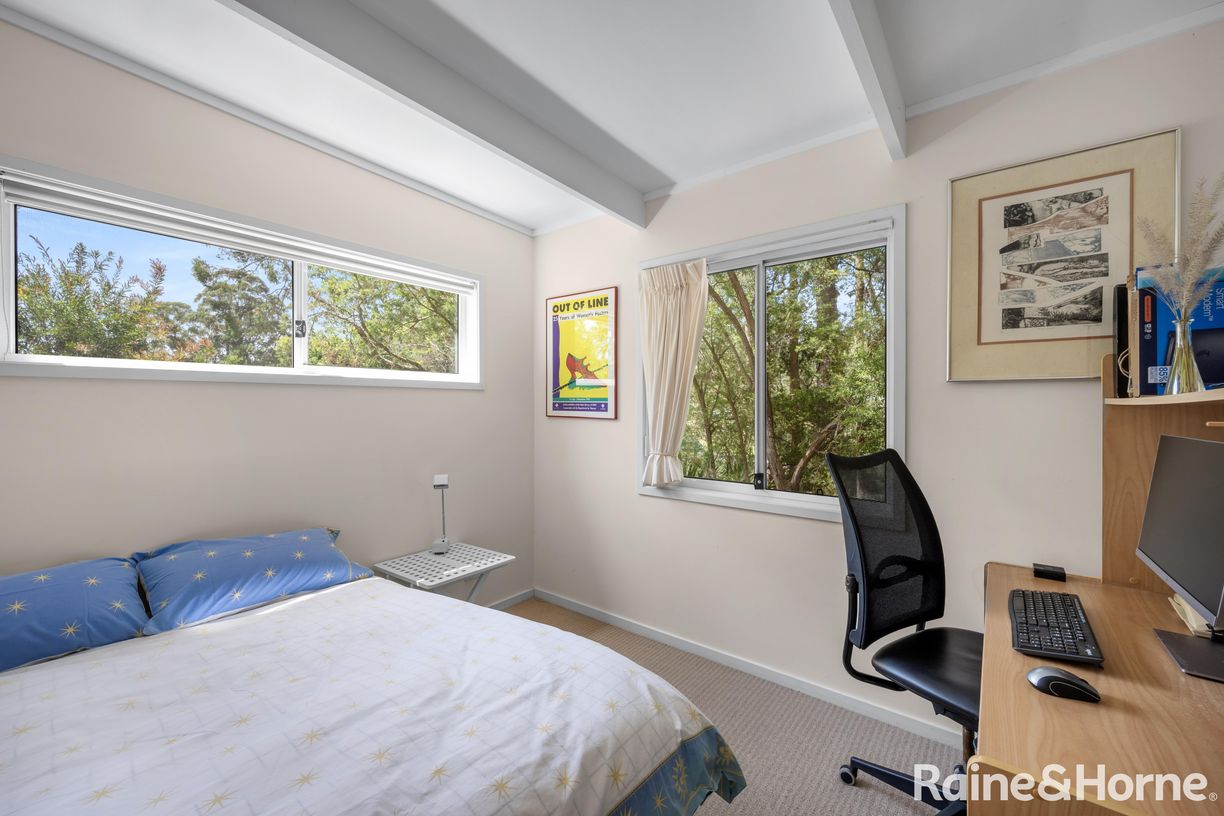 11 Bottle Brush Avenue — photo 15 of 18