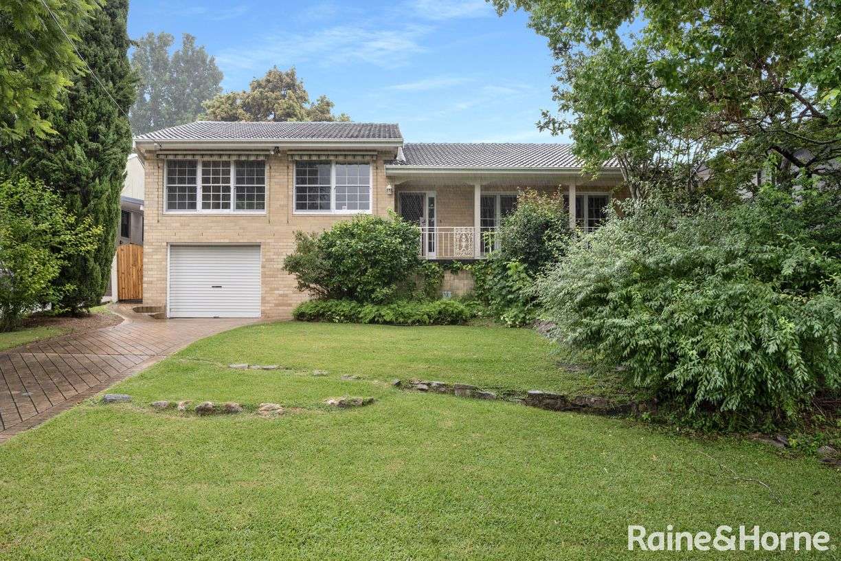 15 Colyer Avenue — photo from Raine & Horne Nowra