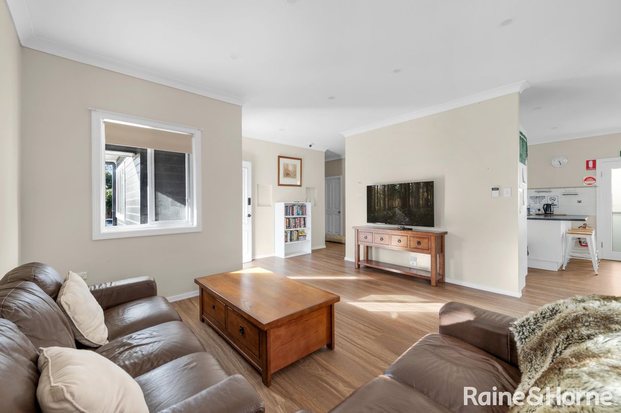 56 St Anns Street — photo 4 of 13