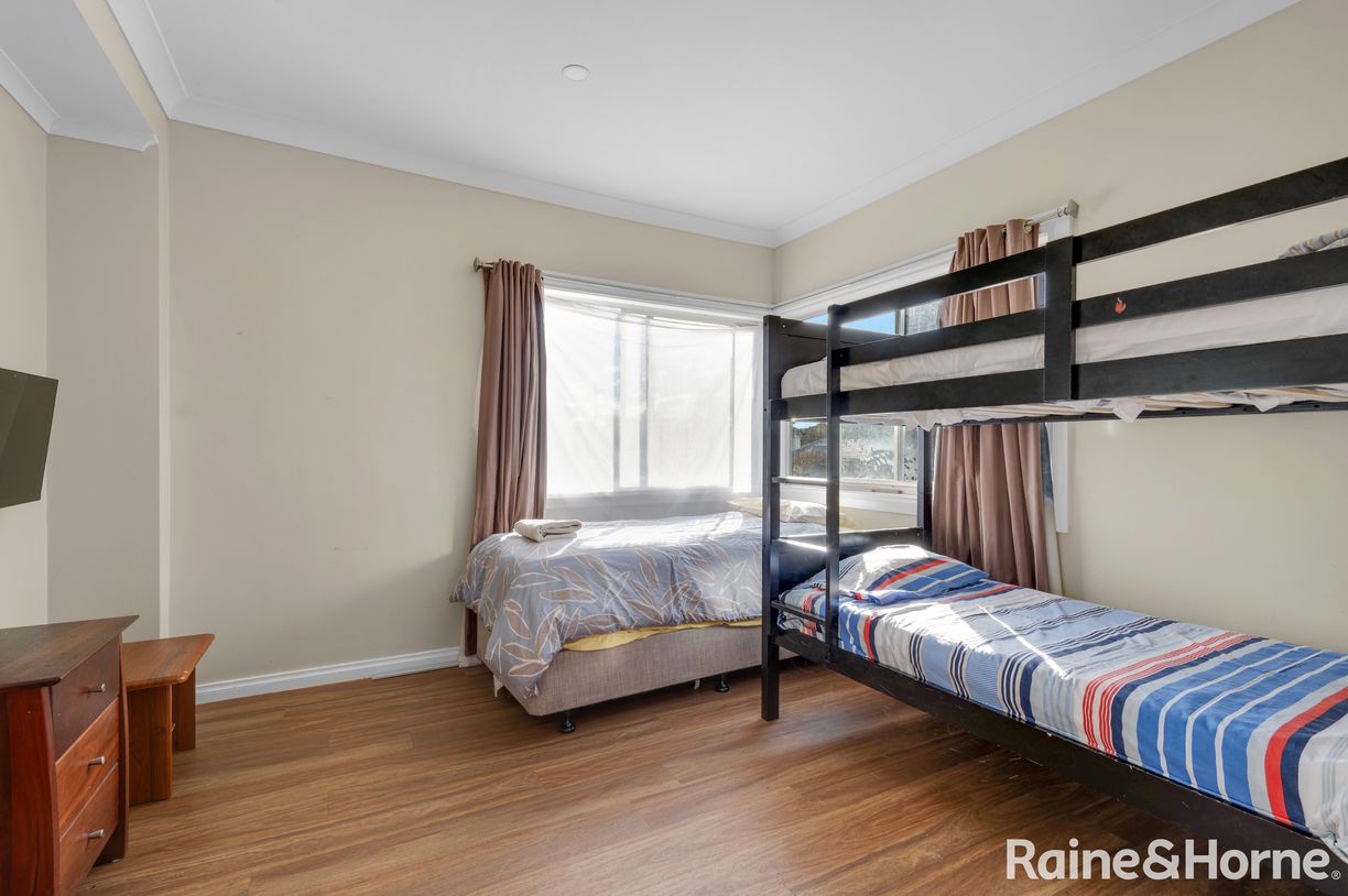 56 St Anns Street — photo 8 of 13